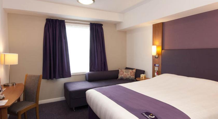 Premier Inn Uttoxeter Exterior photo