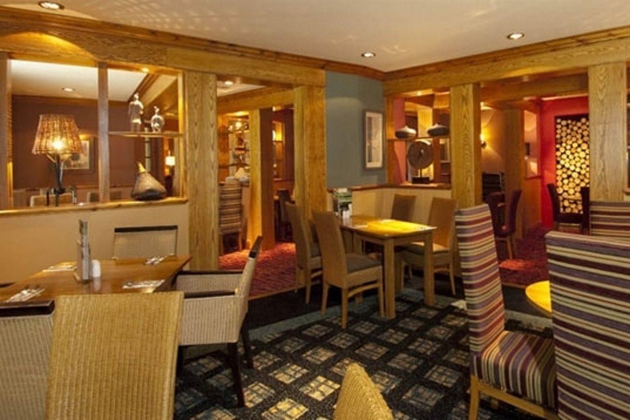 Premier Inn Uttoxeter Exterior photo